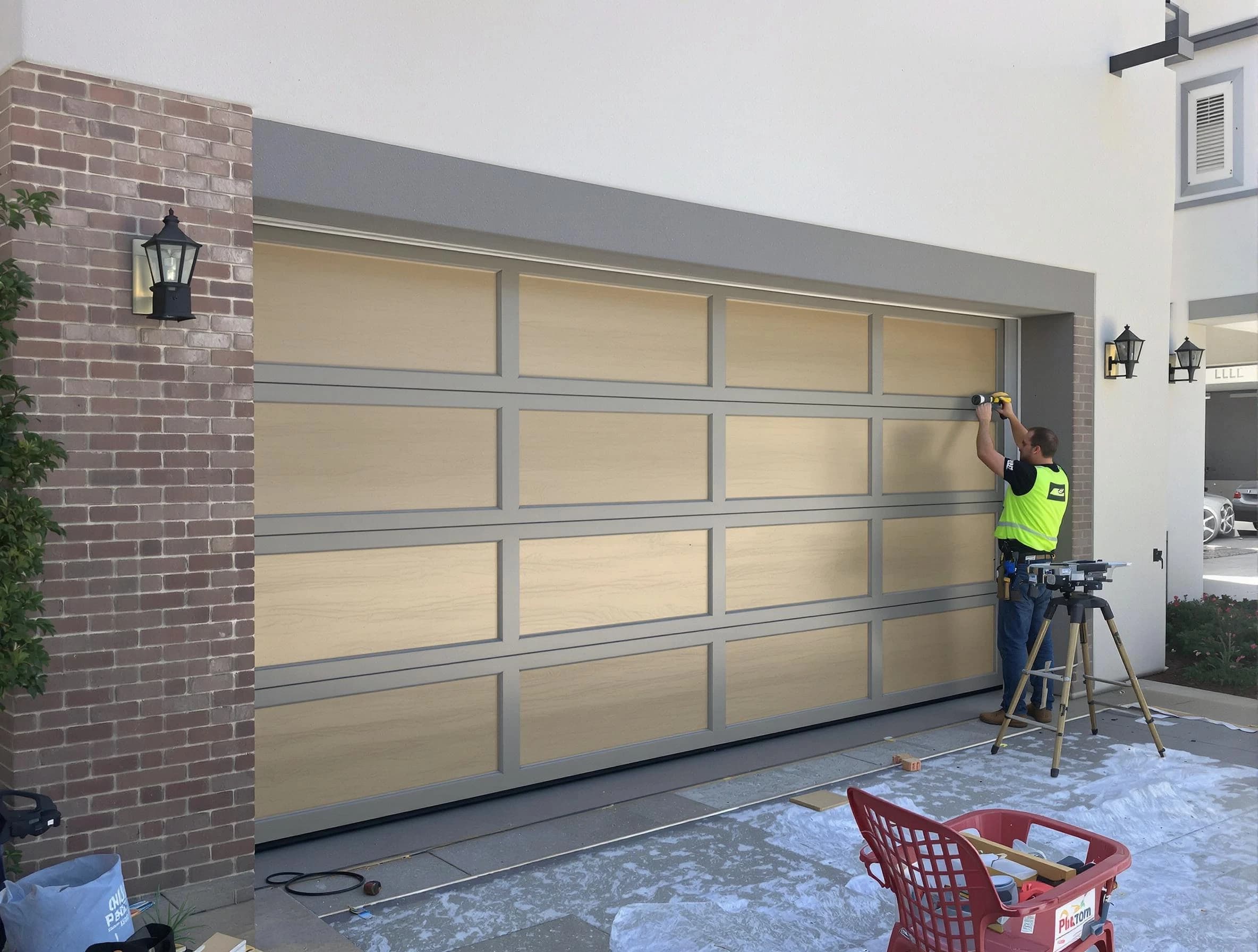Garage door replacement service by Rio Communities Garage Door Repair in Rio Communities